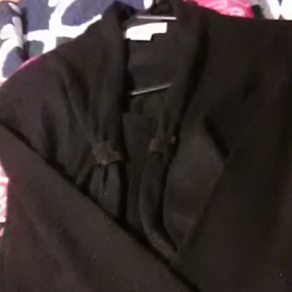 🖤Sag Harbor 2 Piece Sweater with Sequin Accents🖤 - Picture 6 of 8